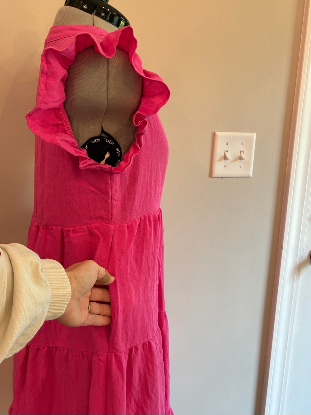 entro Hot Pink Tiered Midi Dress with Ruffle Sleeves 007 - Picture 3 of 9